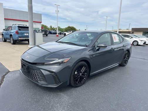 Underground 2025 Toyota Camry SE