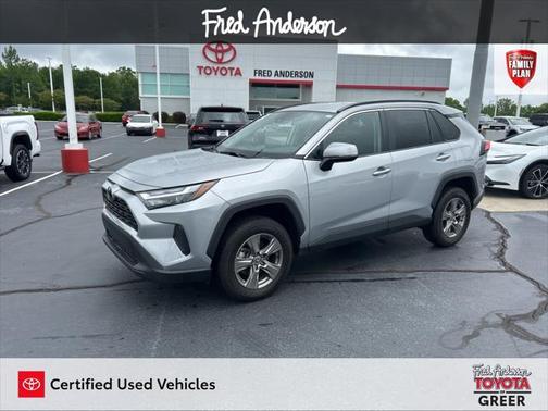 2024 Toyota RAV4 XLE