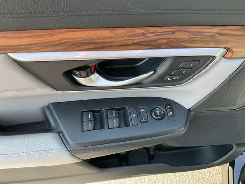 2020 Honda CR-V 2WD Touring