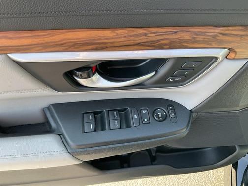 2020 Honda CR-V 2WD Touring