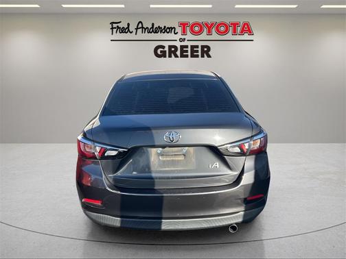 2017 Toyota Yaris iA Base