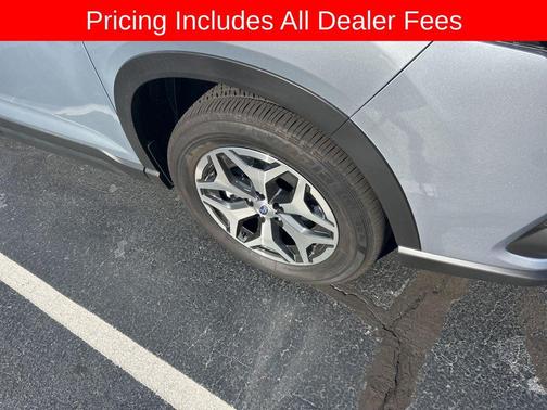 Ice Silver Metallic 2023 Subaru Forester Premium