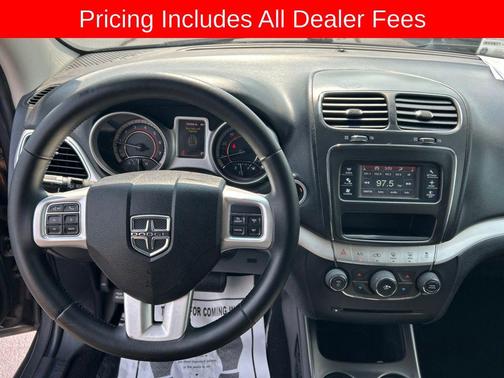 Granite Pearlcoat 2017 Dodge Journey SE
