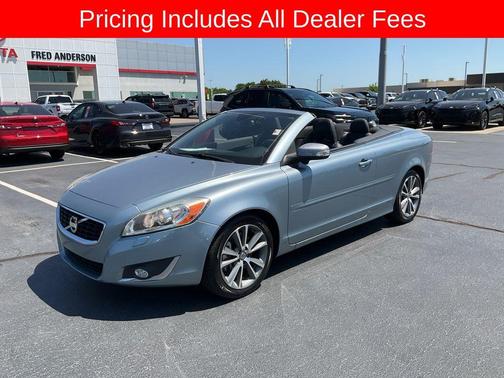 Celestial Blue Pearl Metallic 2013 Volvo C70 T5