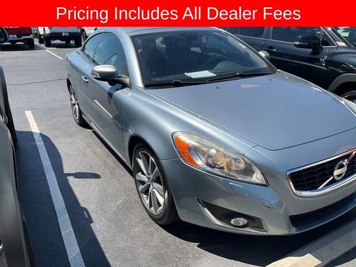 Celestial Blue Pearl Metallic 2013 Volvo C70 T5