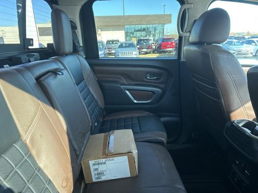 2017 Nissan Titan Platinum Reserve