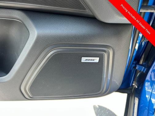 Sapphire Blue Metallic 2020 Porsche Macan Macan