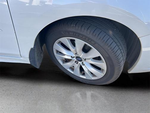 2016 Subaru Legacy Premium