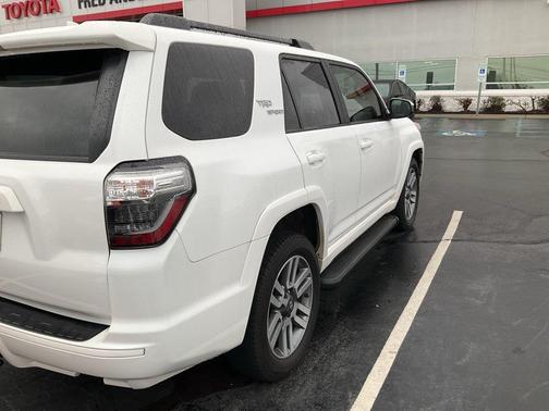 Ice Cap 2024 Toyota 4Runner TRD Sport