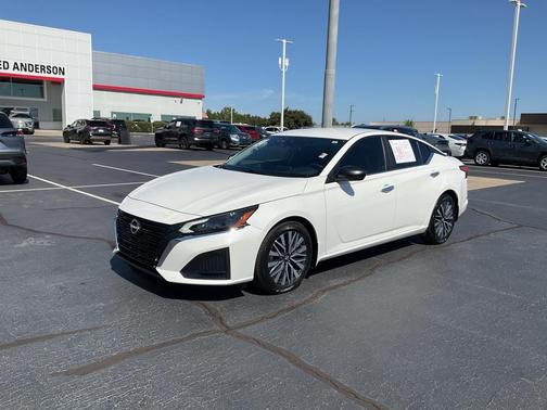 2024 Nissan Altima 2.5 SV