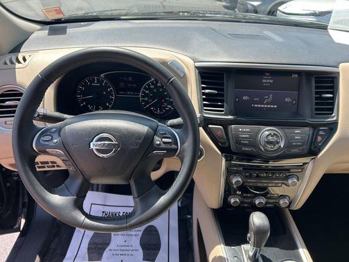 Magnetic Black Pearl 2020 Nissan Pathfinder SV 4WD