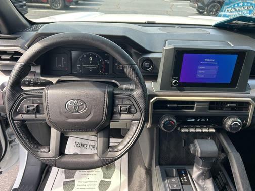 2025 Toyota Tacoma SR5