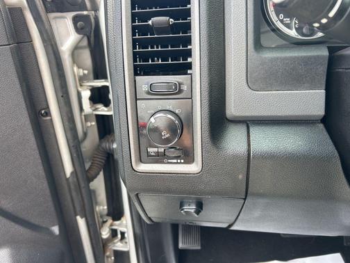 2015 RAM 1500 Tradesman/Express