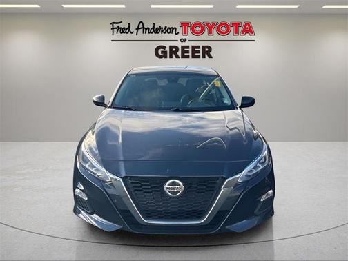 2022 Nissan Altima SR FWD