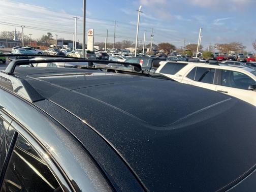 2022 Nissan Pathfinder SL 2WD