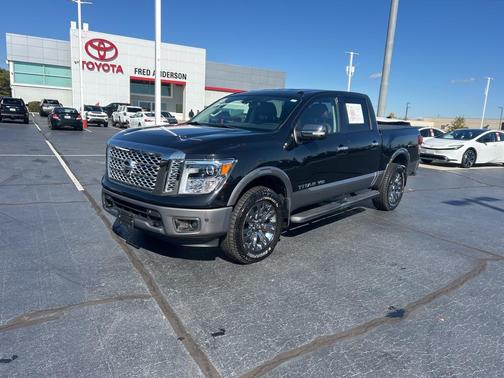 2019 Nissan Titan Platinum Reserve