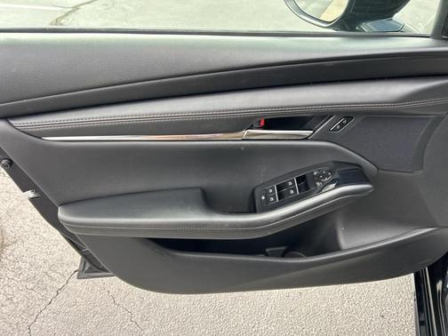 2024 Mazda Mazda3 FWD w/Preferred Package