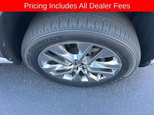 Blizzard Pearl 2021 Toyota RAV4 XLE Premium