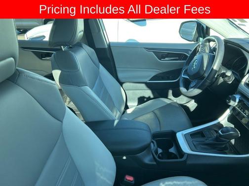 Blizzard Pearl 2021 Toyota RAV4 XLE Premium