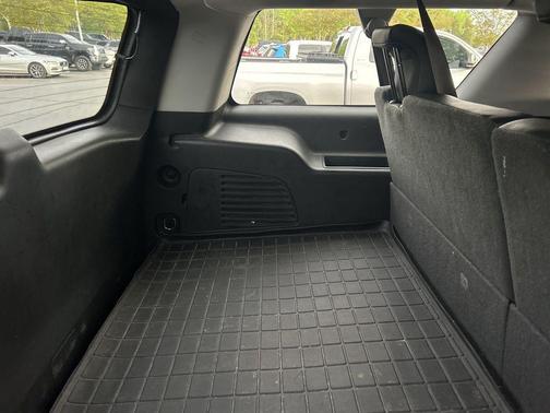 2018 GMC Yukon XL SLT