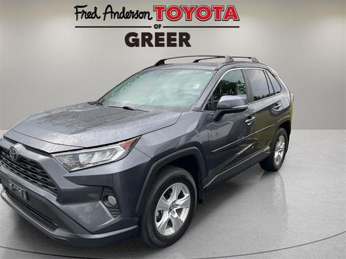 2020 Toyota RAV4 XLE