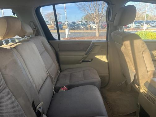 2006 Nissan Armada SE