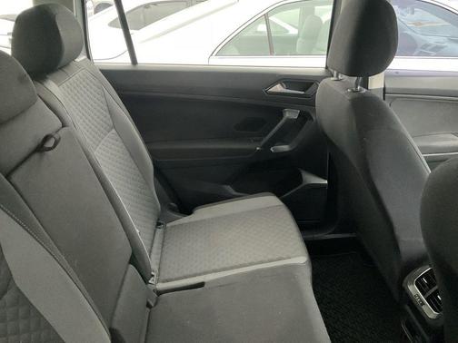 White Silver 2018 Volkswagen Tiguan 2.0T S