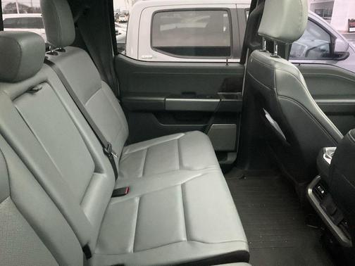 2023 Ford F-150 Lightning LARIAT