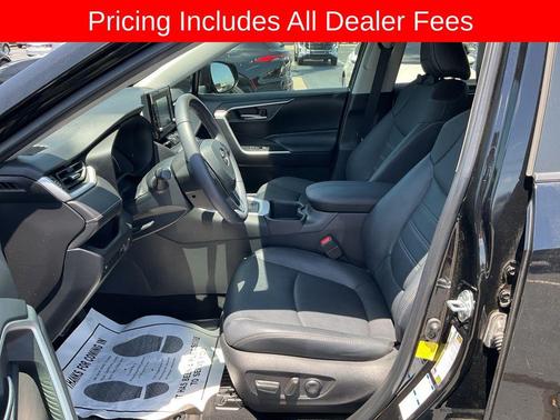 Midnight Black Metallic 2022 Toyota RAV4 XLE Premium