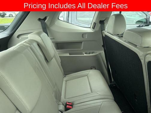 Pure White 2021 Volkswagen Atlas 2.0T SE