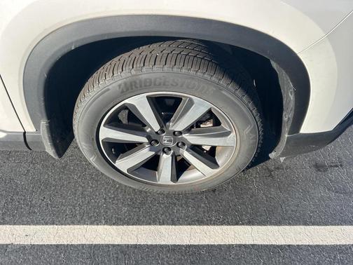 2024 Honda Pilot Touring 8-Passenger