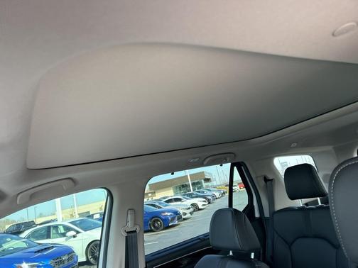 2024 Honda Pilot Touring 8-Passenger