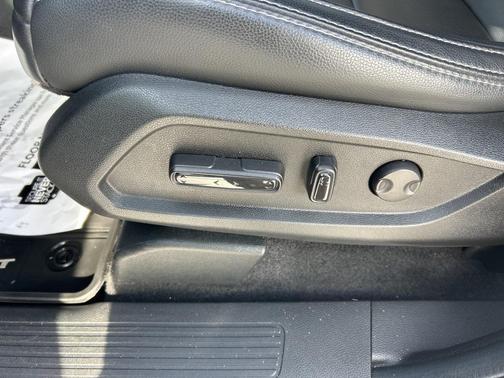 2024 Honda Pilot Touring 8-Passenger