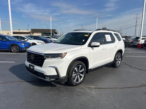 2024 Honda Pilot Touring 8-Passenger