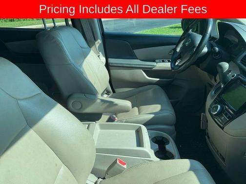 Deep Scarlet Pearl 2017 Honda Odyssey EX-L