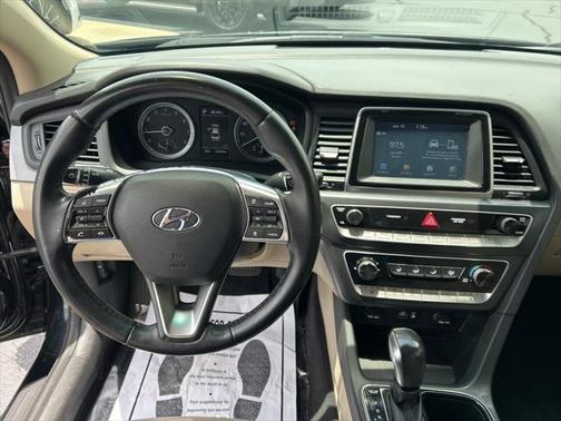 2018 Hyundai SONATA SEL