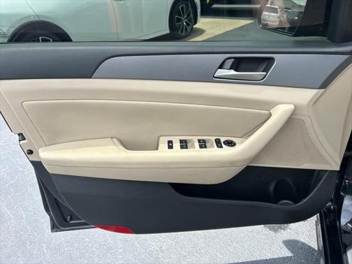 2018 Hyundai SONATA SEL