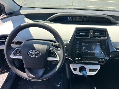 2016 Toyota Prius Two Eco