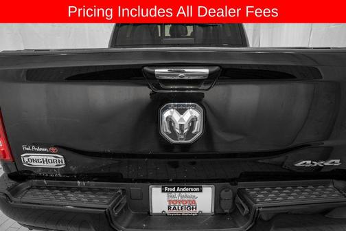 Diamond Black Crystal Pearlcoat 2022 RAM 3500 Longhorn