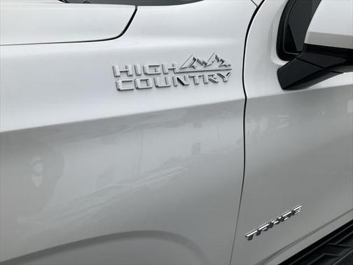 2021 Chevrolet Tahoe 4WD High Country