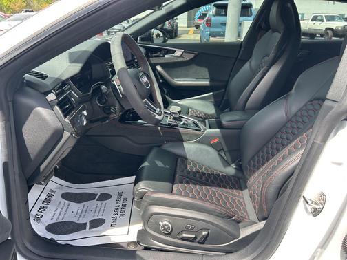 Glacier White Metallic 2022 Audi RS 5 2.9T