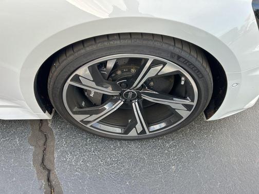 Glacier White Metallic 2022 Audi RS 5 2.9T