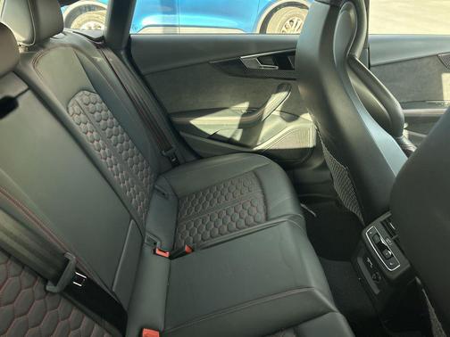 Glacier White Metallic 2022 Audi RS 5 2.9T