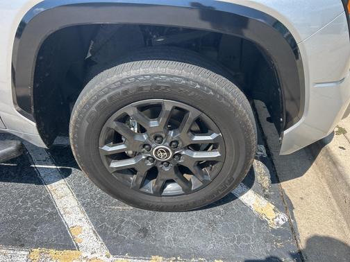 2024 Toyota Tundra Platinum