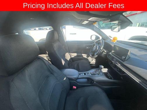 Pearl 2025 Honda HR-V 2WD Sport