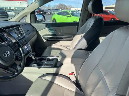 2020 Kia Sedona EX