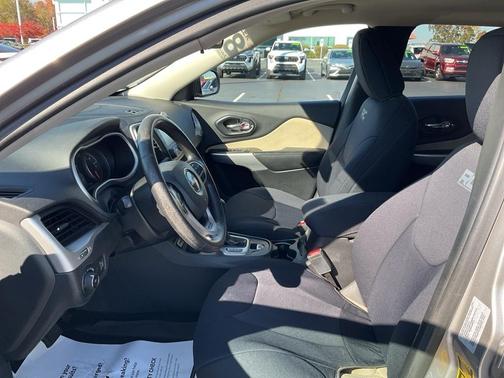 2018 Jeep Cherokee Latitude