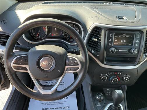 2018 Jeep Cherokee Latitude