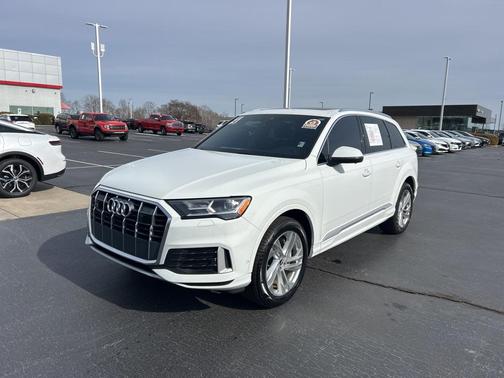 2021 Audi Q7 45 Premium Plus