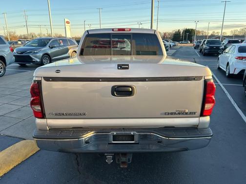 2005 Chevrolet Silverado 1500 LT Crew Cab